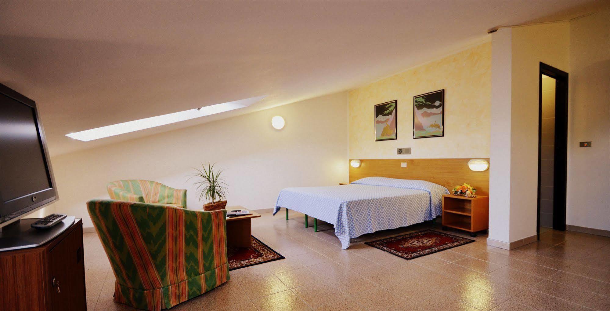 Rio Hotel Rivalta di Torino Extérieur photo